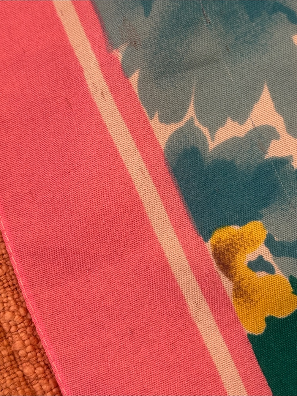 Vintage Italian Scarf - long and narrow Floral print - Picture 11 of 16